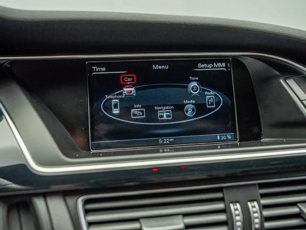 Used 2013 Daytona Gray Pearl Audi 4.2 image 28