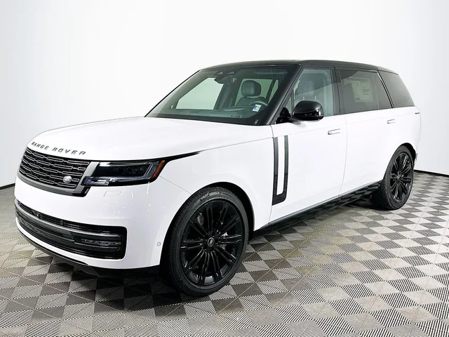 2025 Land Rover Range Rover SE