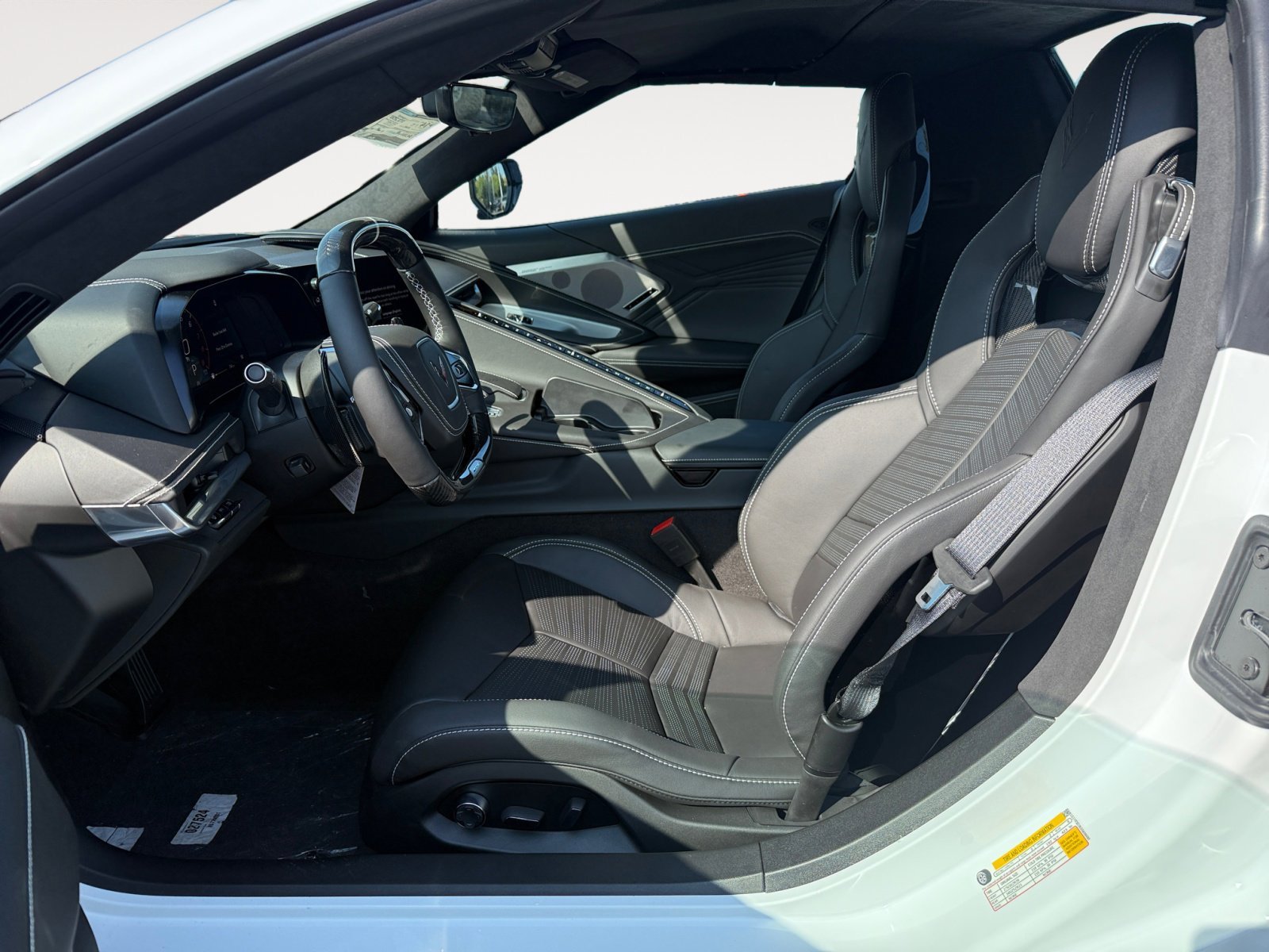 2025 Chevrolet Corvette 3LZ - Photo 10