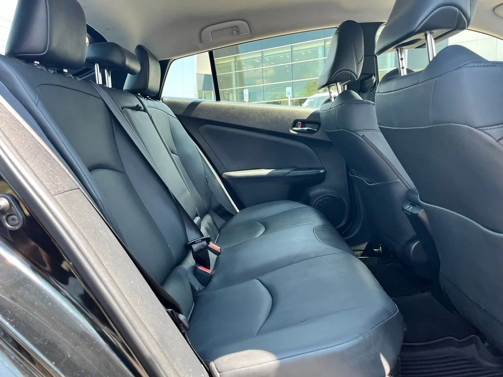 Used 2022 Black Toyota XLE image 8