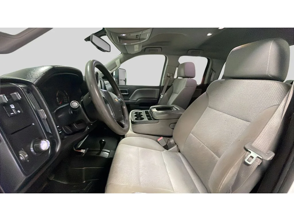 Used 2016 Summit White Chevrolet Work Truck image 12
