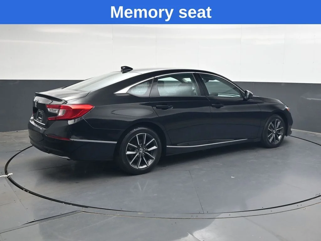 Used 2022 Crystal Black Pearl Honda EX-L image 4