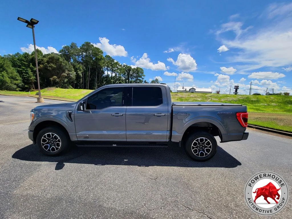 Used 2023 Gray Ford XLT image 2