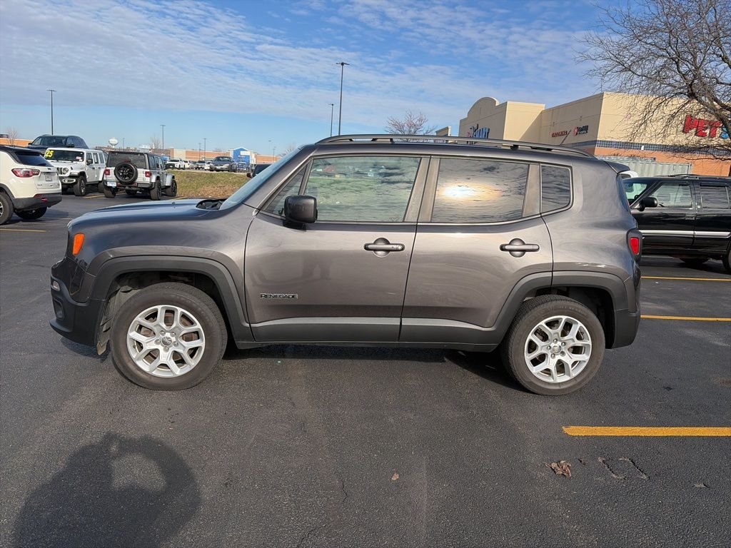 Used 2017 Jeep Renegade Latitude with VIN ZACCJBBB9HPF14889 for sale in Tinley Park, IL