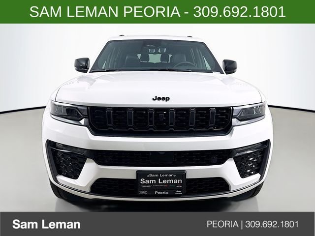 New 2026 Bright White Clear-Coat Exterior Paint Jeep Limited image 2