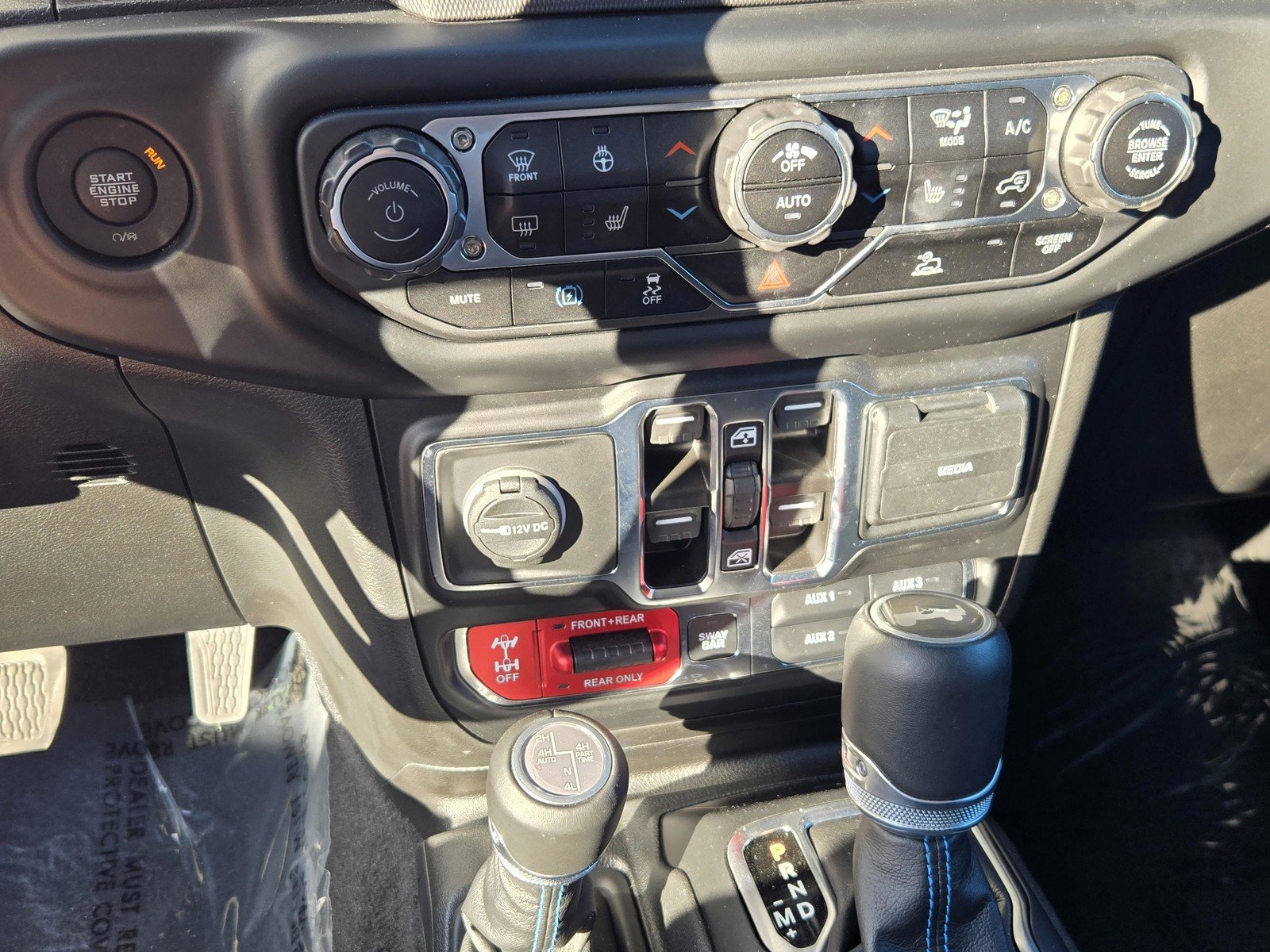 Certified Used 2023 Black Clearcoat Jeep Rubicon image 23