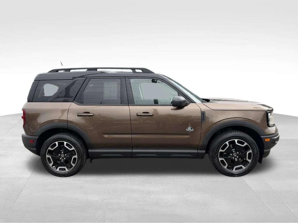 Used 2022 Smoke Metallic Ford Outer Banks image 7