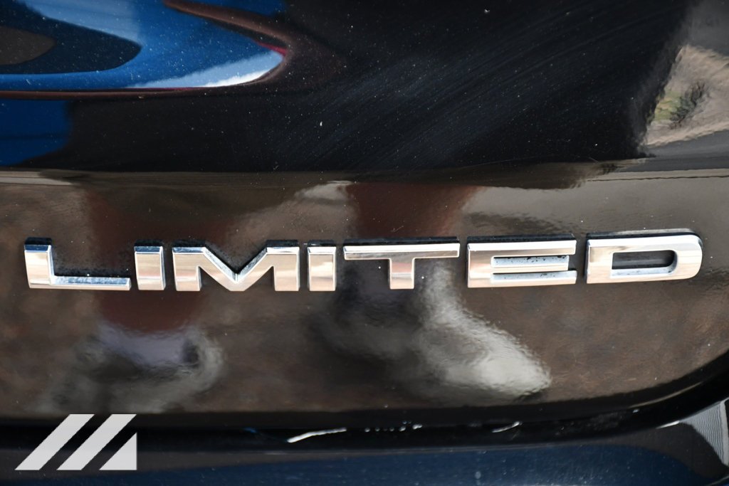 Used 2024 Black Jeep Limited image 35