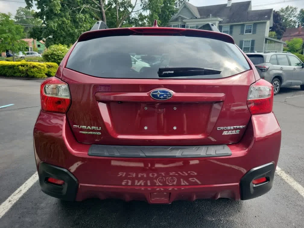 Used 2016 Venetian Red Pearl Subaru Premium image 4