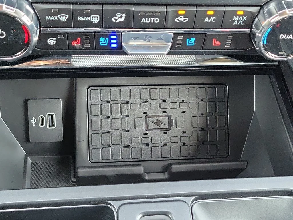 New 2026 Antimatter Blue Metallic Ford Lariat® image 23