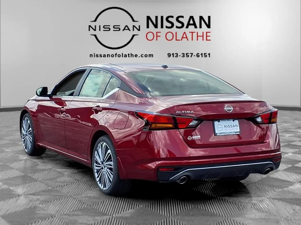 New 2026 Scarlet Ember Tintcoat Nissan SV image 3