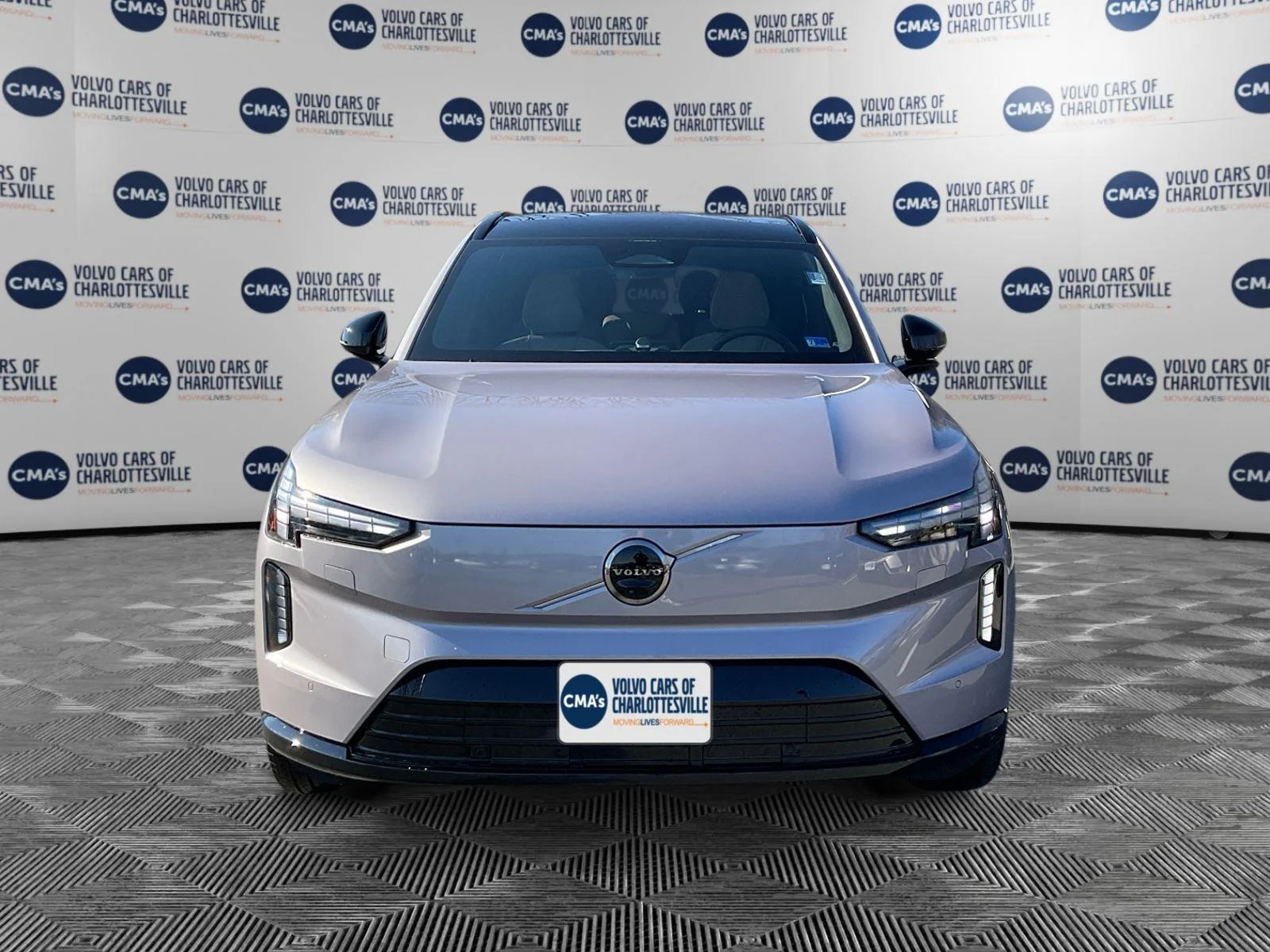 New 2026 Aurora Silver Volvo Ultra image 8