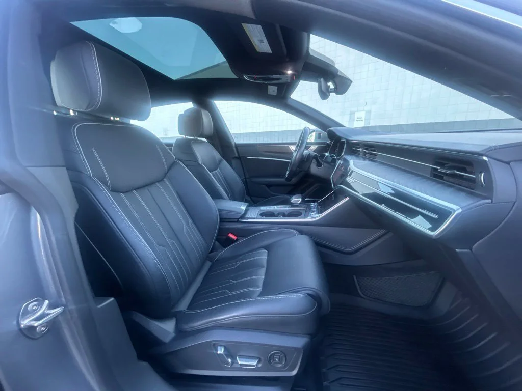 Used 2020  Audi 3.0T Prestige image 43