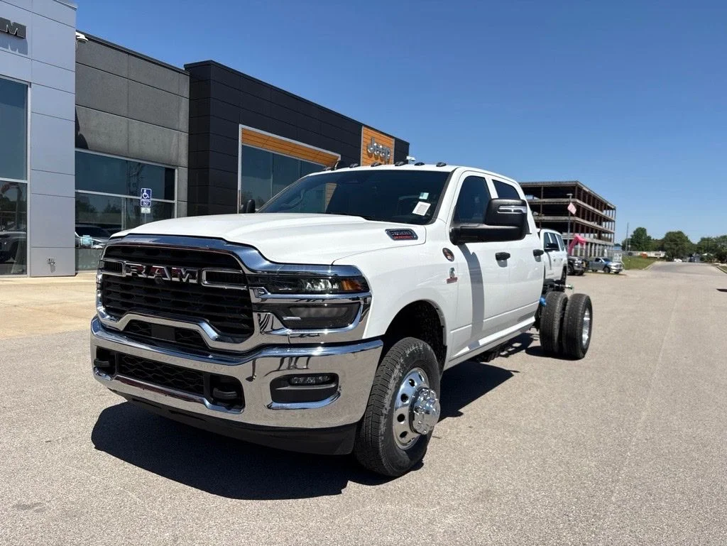 2026 RAM 3500 Tradesman 4X4 Crew Cab's photo