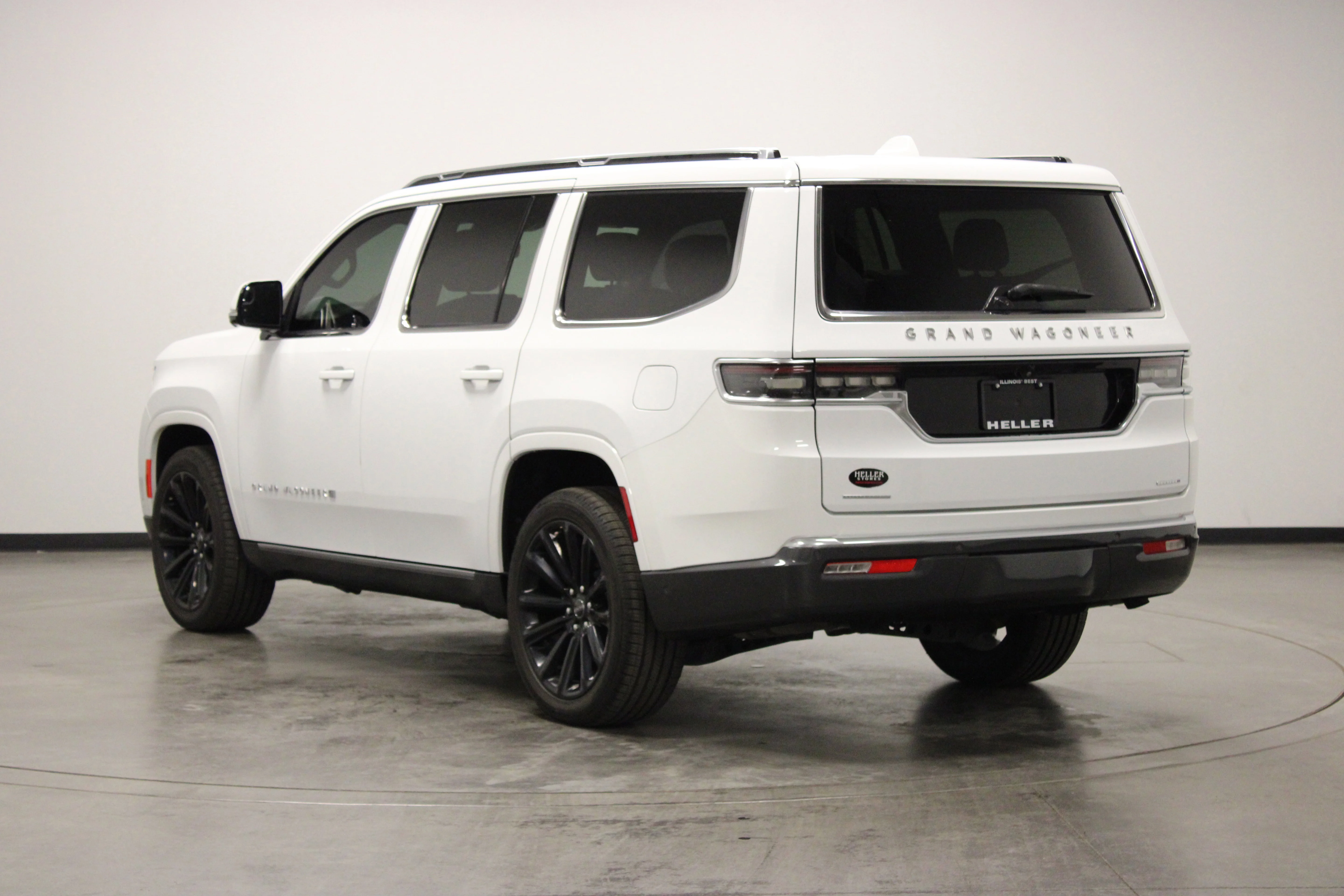Used 2022 Bright White Clearcoat Jeep Series II image 6