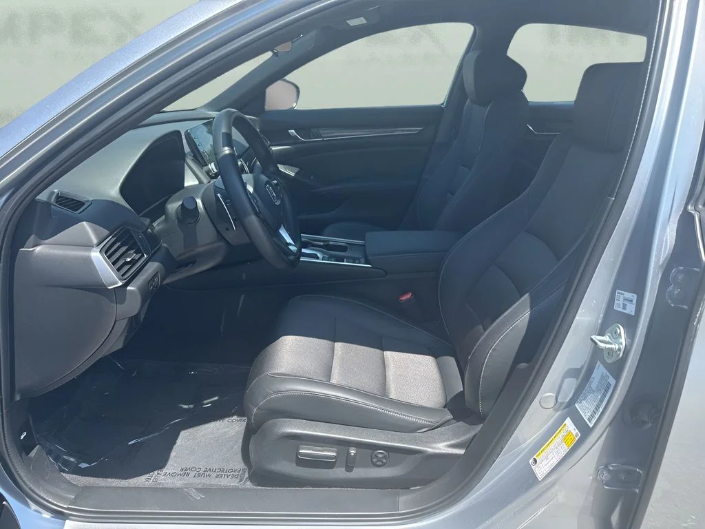 Used 2022  Honda Sport image 9