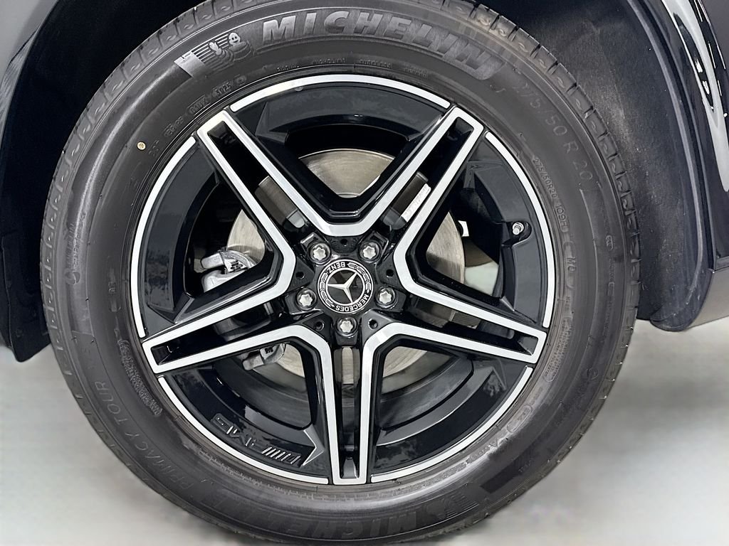 Used 2026 Black Mercedes-Benz GLE 450 image 32