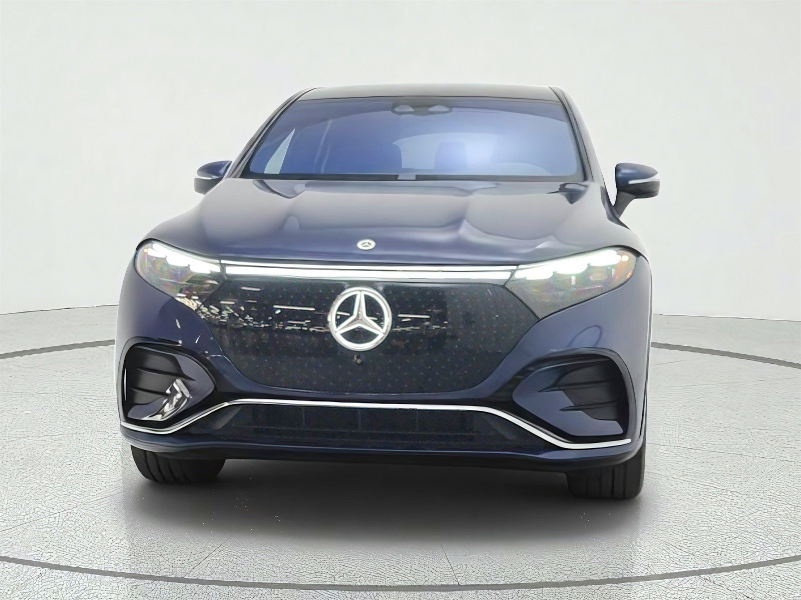 Used 2023 Twilight Blue Metallic Mercedes-Benz EQS 580 4MATIC® SUV image 2