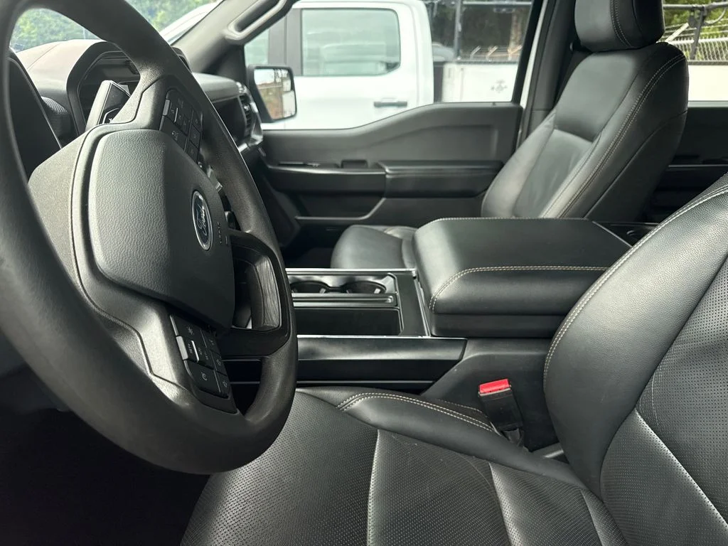 Used 2023 White Ford XL image 11