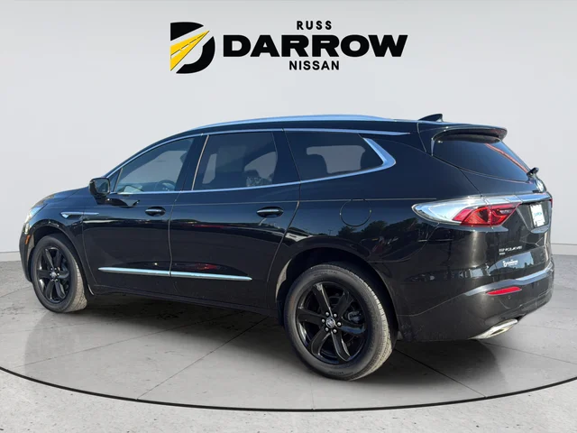 Used 2023 Black Buick Essence image 3