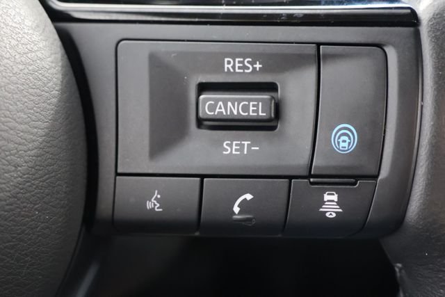 Used 2023 Black Nissan SL image 12