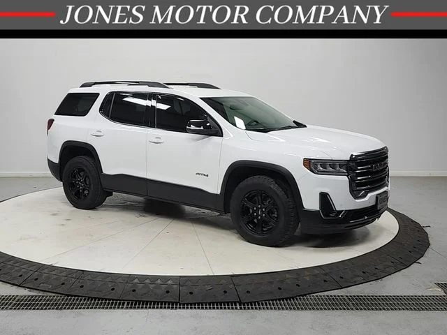2023 GMC Acadia AT4