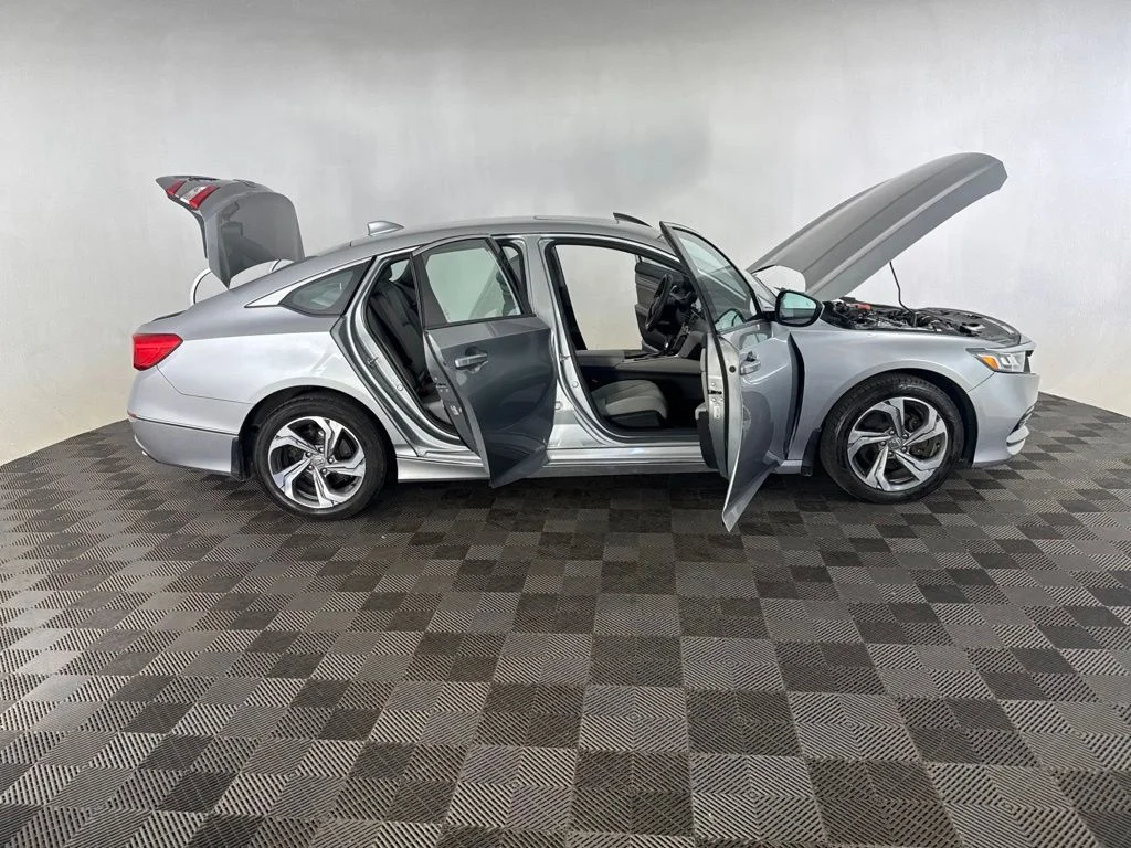 2019 Honda Accord EX - Photo 18