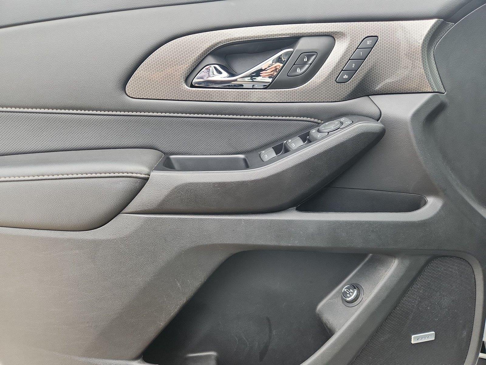 2022 Chevrolet Traverse Premier - Photo 23