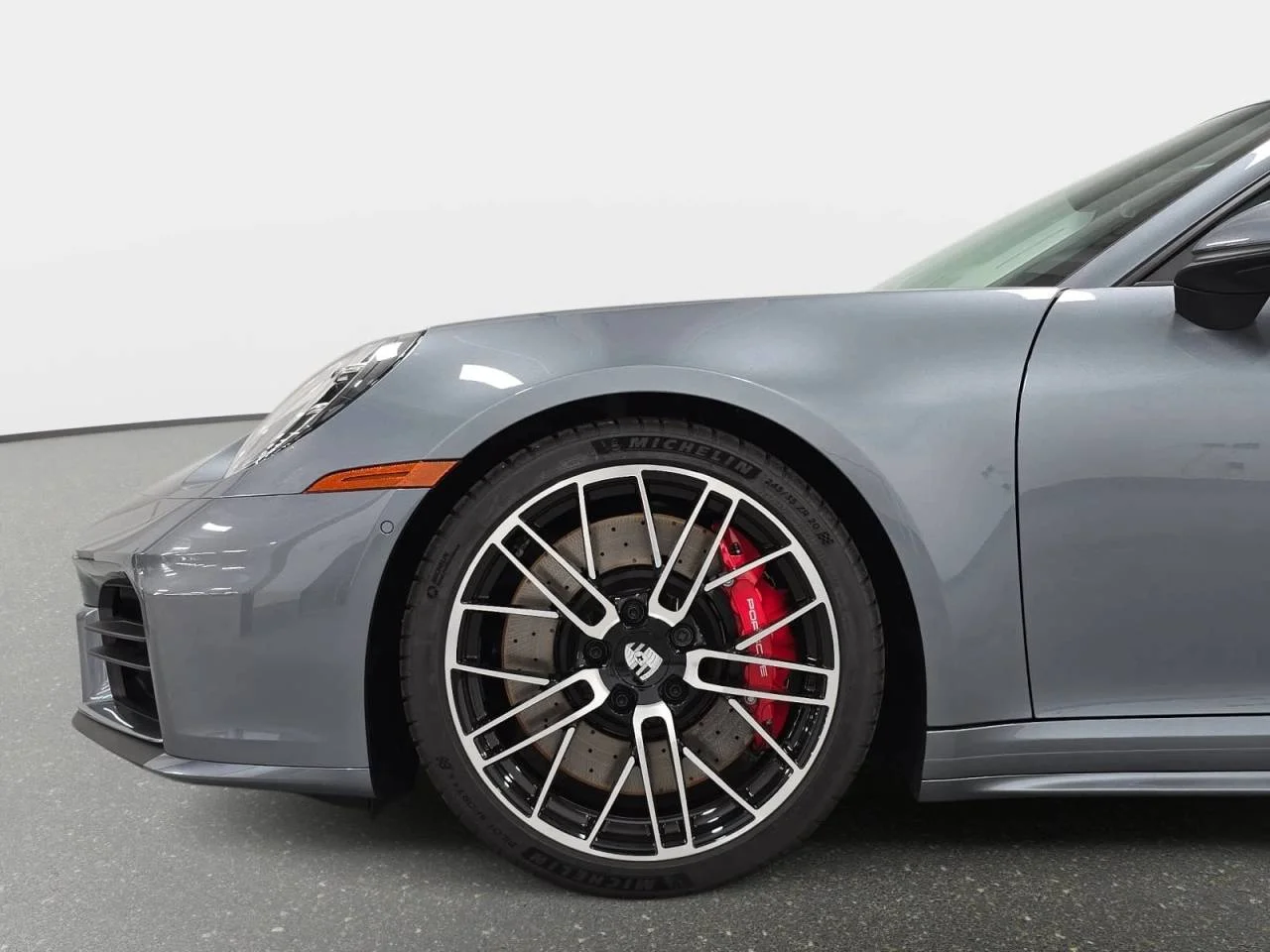 New 2026 Vanadium Grey Metallic Porsche Carrera S Cabriolet image 10