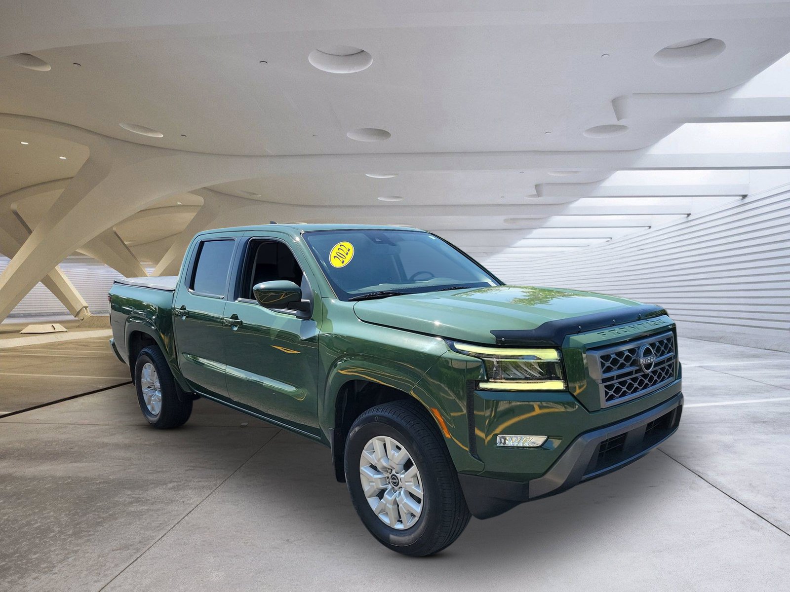 2022 Nissan Frontier SV Crew Cab 4X4 SWB's photo