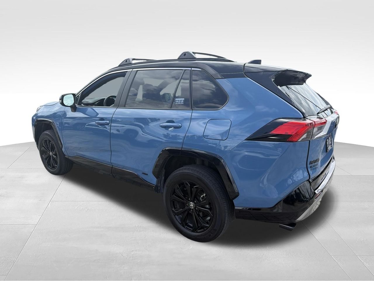 Certified Used 2025  Toyota XSE image 5