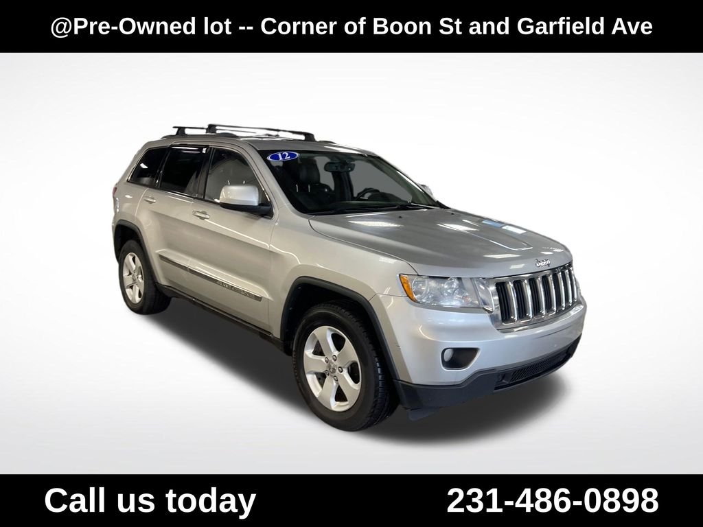 Used 2012 Silver Jeep Laredo image 7