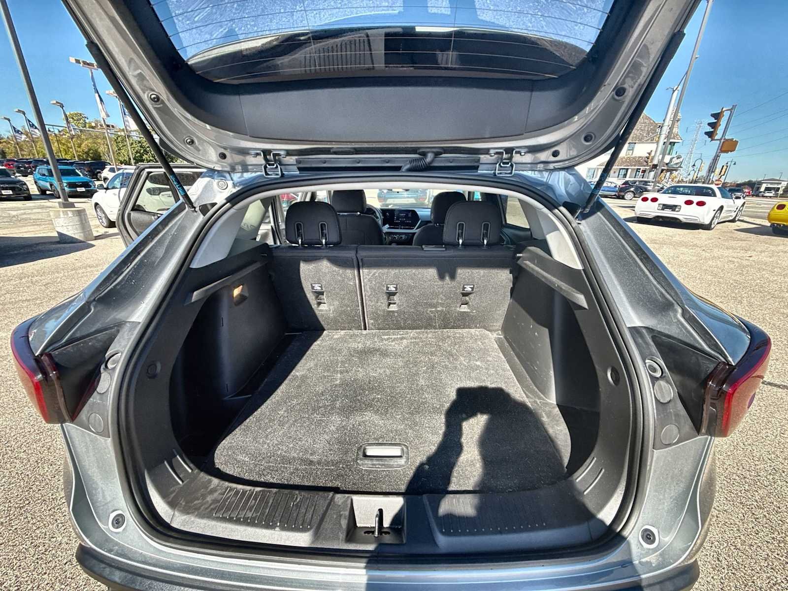 2024 Chevrolet Trax LS - Photo 22