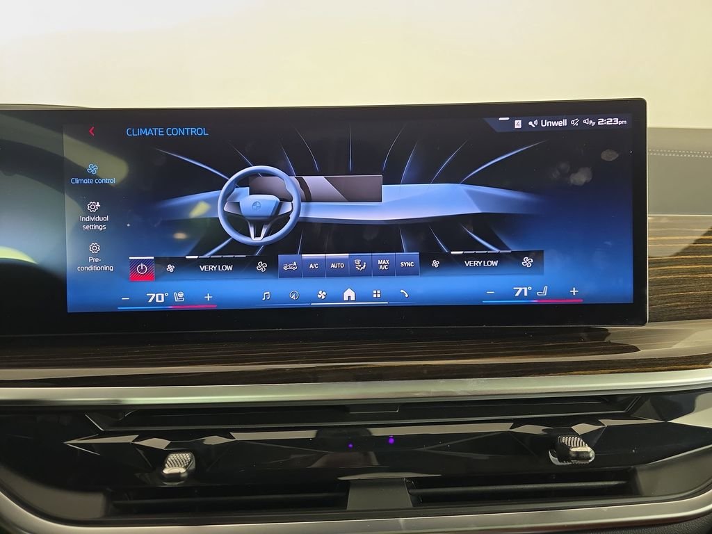 2026 BMW X7 M60i - Photo 25