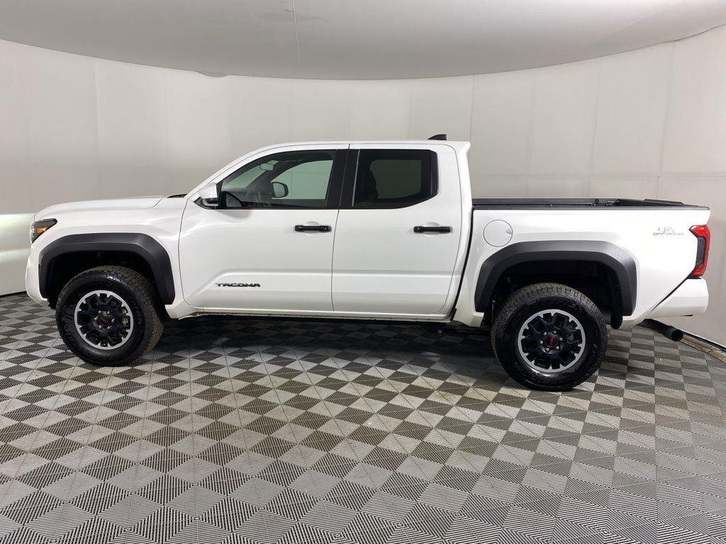 Used 2025 Ice Toyota TRD Off-Road image 12