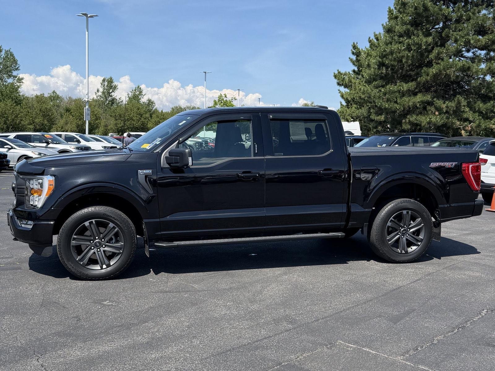 Used 2023 Agate Black Ford XLT image 4