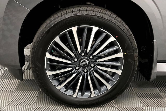 New 2026 Gun Metallic/Super Black Nissan Platinum Reserve image 13