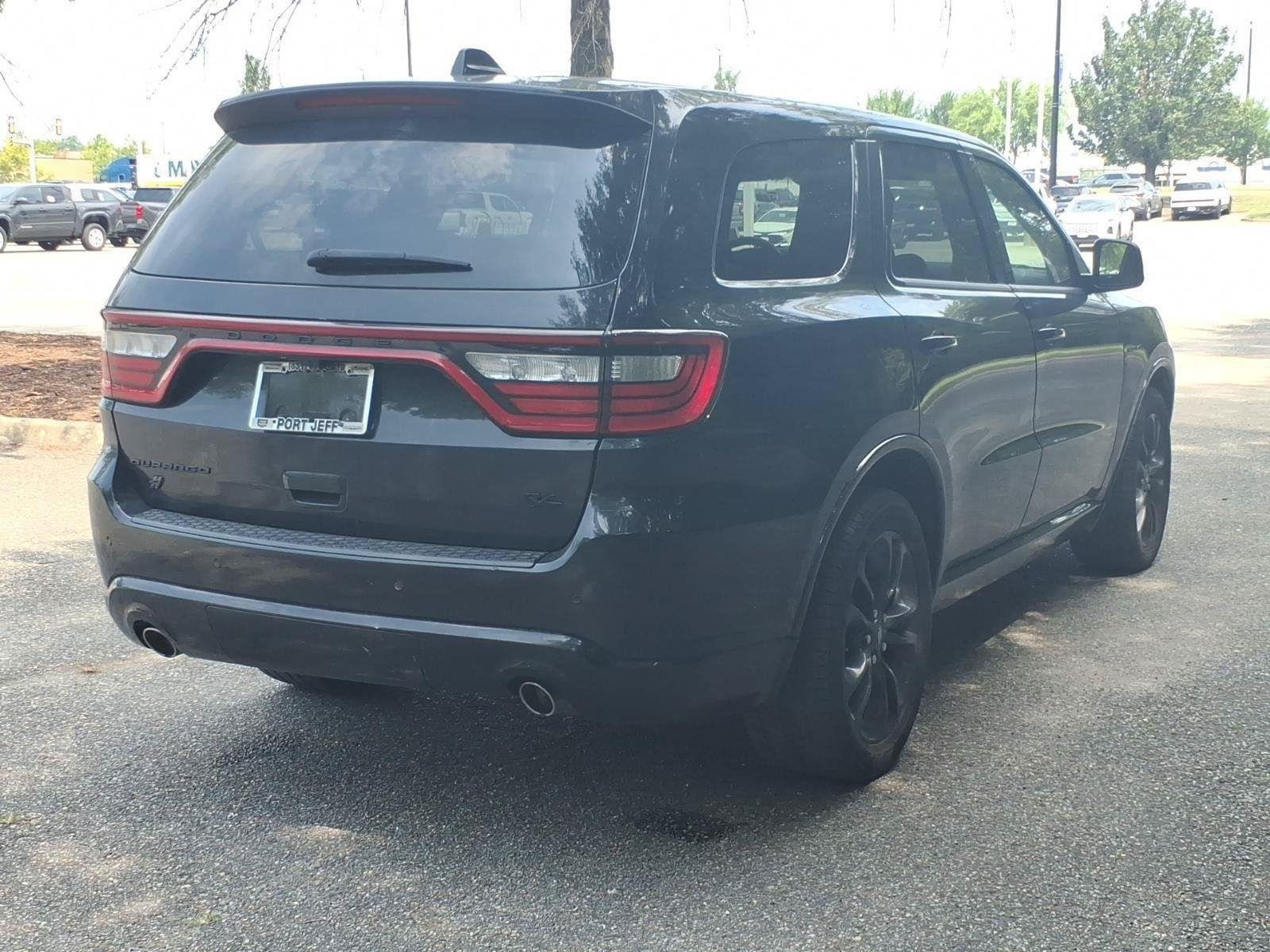 Used 2022 DB Black Clearcoat Dodge R/T Plus image 11