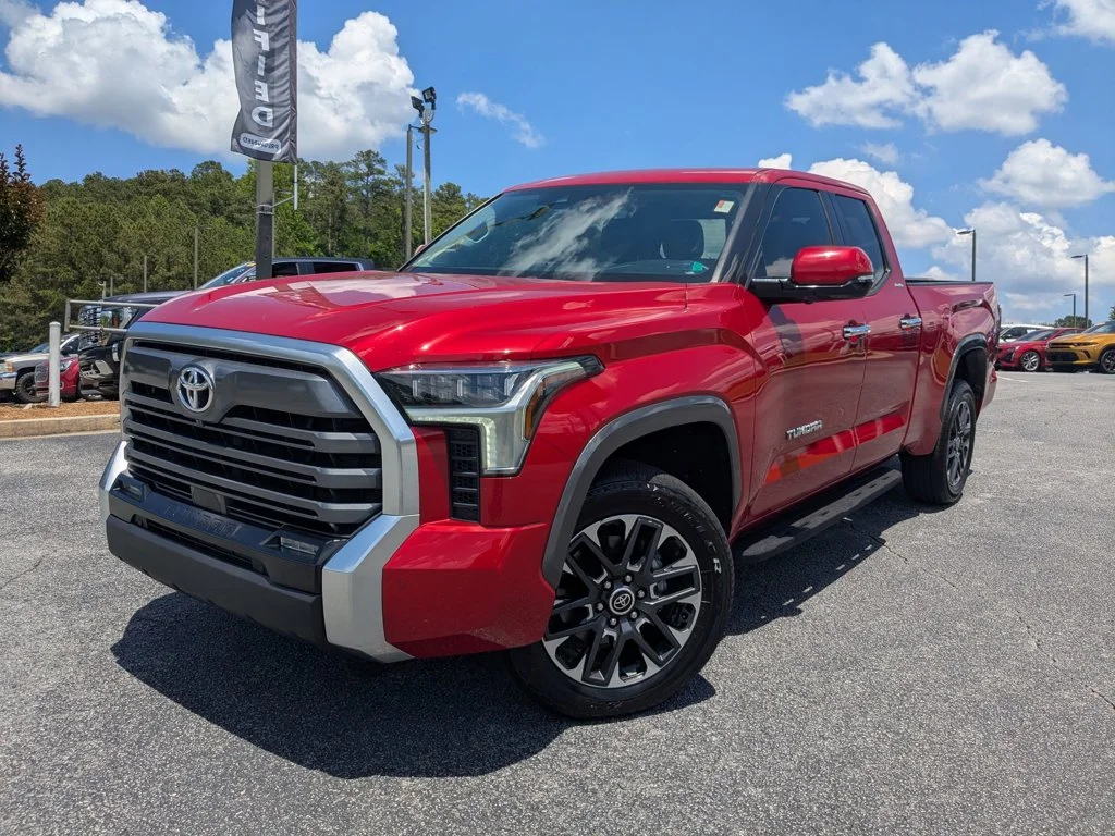 Used 2022  Toyota Limited image 1