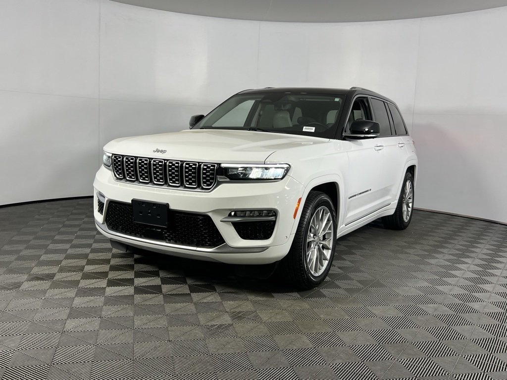 2023 Jeep Grand Cherokee Summit Reserve photo 2