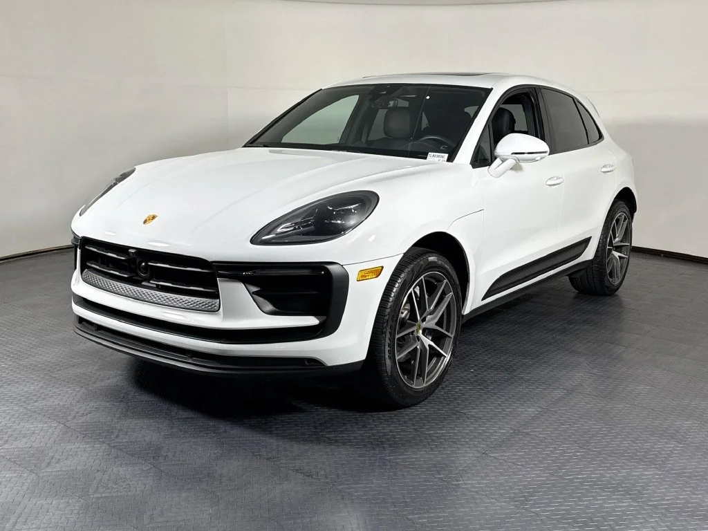 2026 Porsche Macan