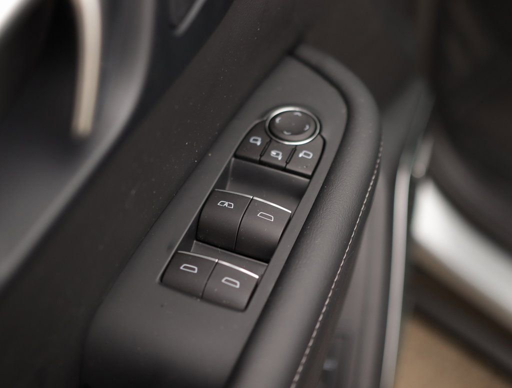Used 2025 Moonstone Gray Metallic Buick Sport Touring image 26