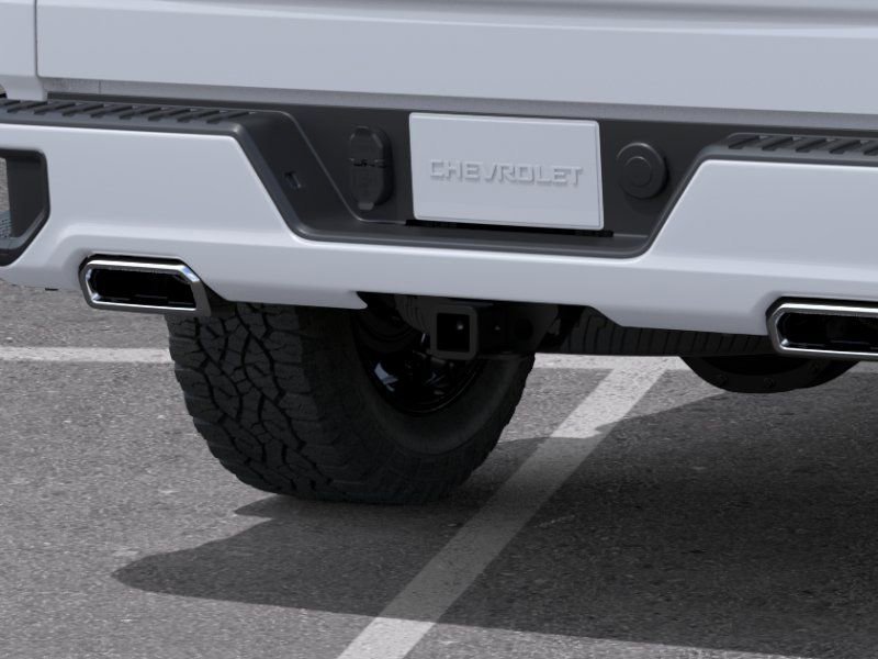 New 2026 Summit White Chevrolet RST image 14