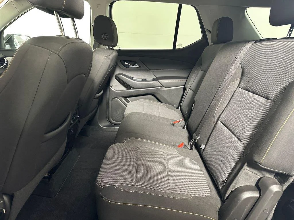 Used 2021 Summit White Chevrolet LS image 27