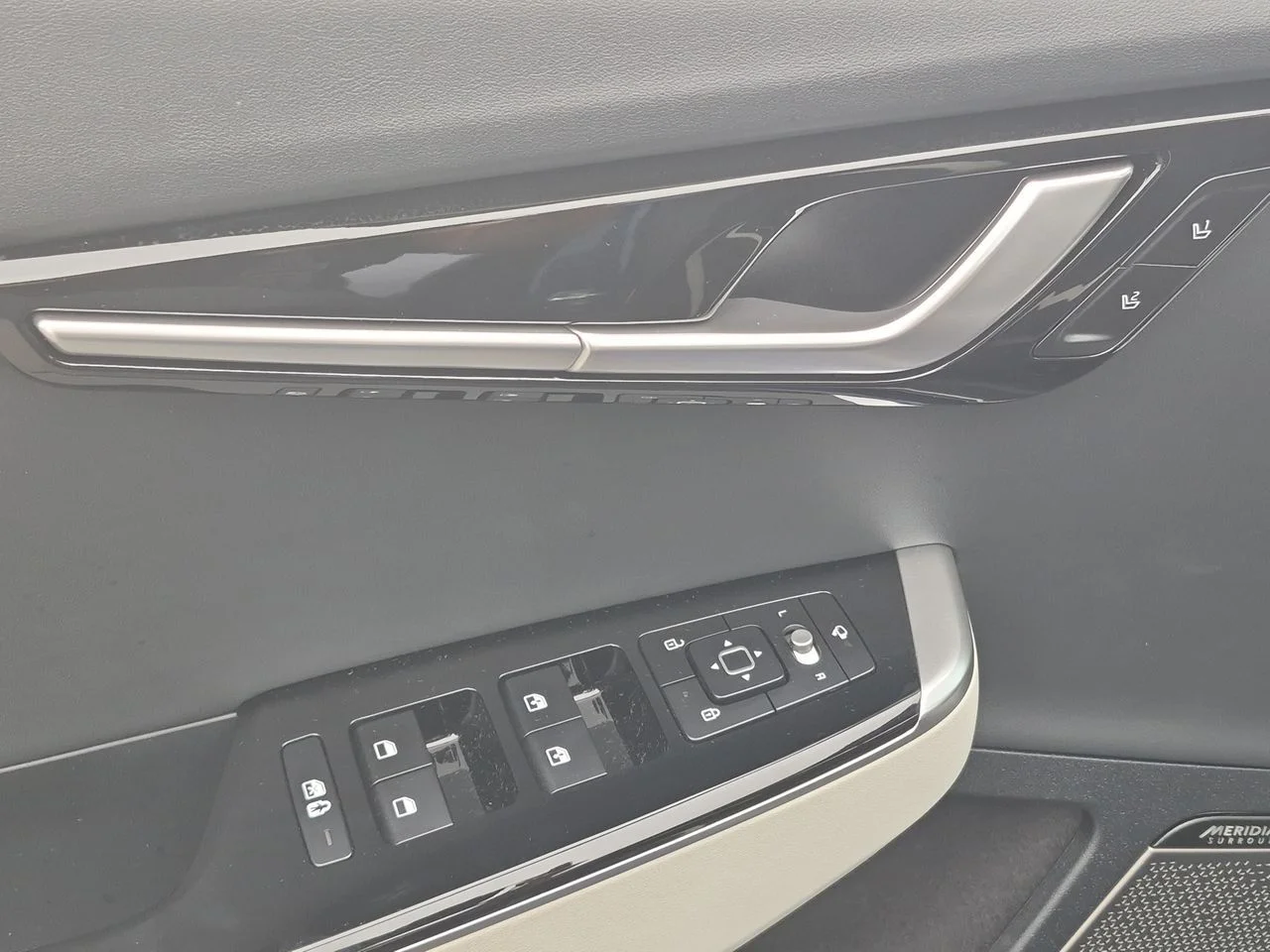 Certified Used 2022 Yacht Blue Kia GT-Line image 24