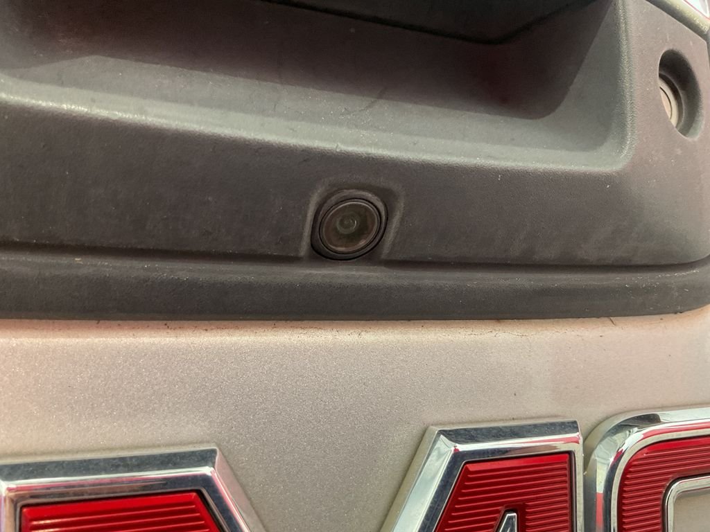 Used 2014 Silver GMC SLE image 8
