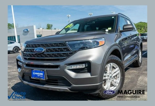 Used 2022 Gray Ford XLT image 1