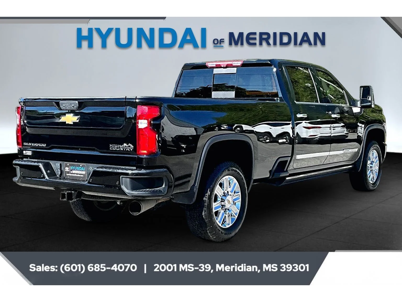 Used 2024 BLACK Chevrolet High Country image 11