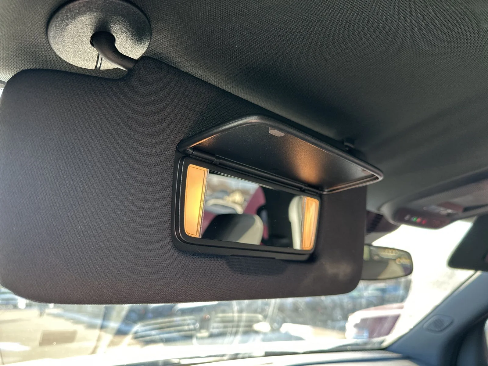 Used 2025 White GMC Elevation image 56