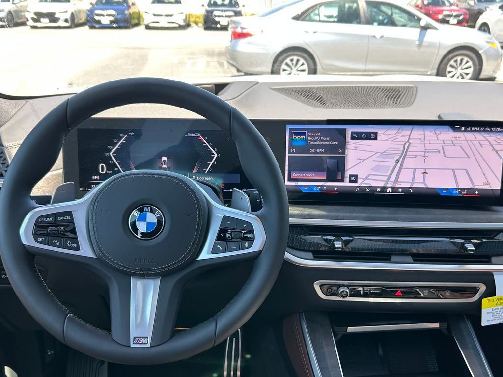 New 2026 Mineral White Metallic BMW xDrive40i image 16